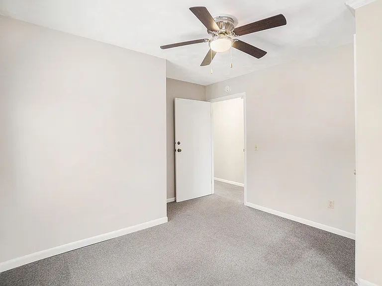 6133 King Hwy — Photo 6