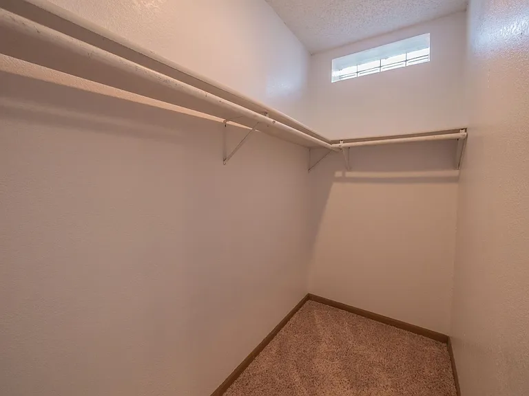 307 N Market St — Photo 17