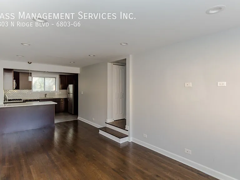 6801-09 N Ridge Blvd — Photo 17