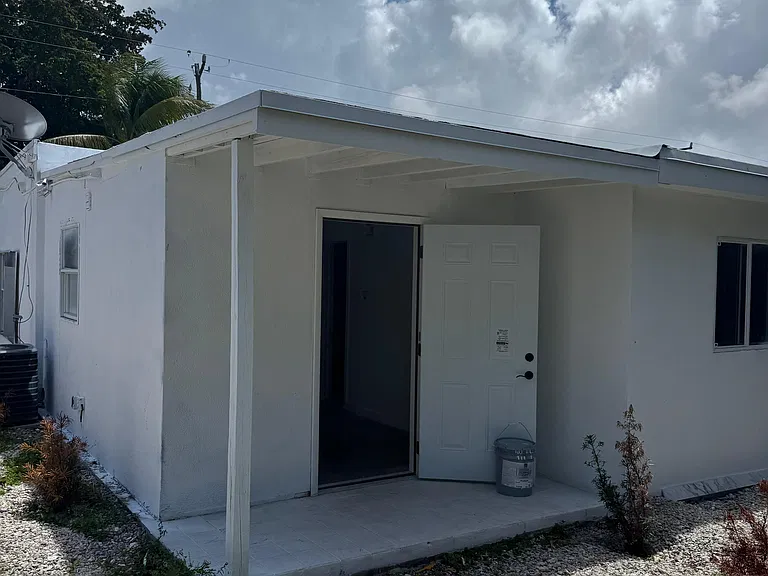2415 Garfield St — Photo 16