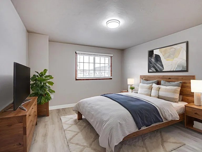 Meadow View East — Photo 99