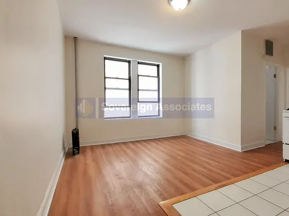 106 Fort Washington Avenue image 1 of 8