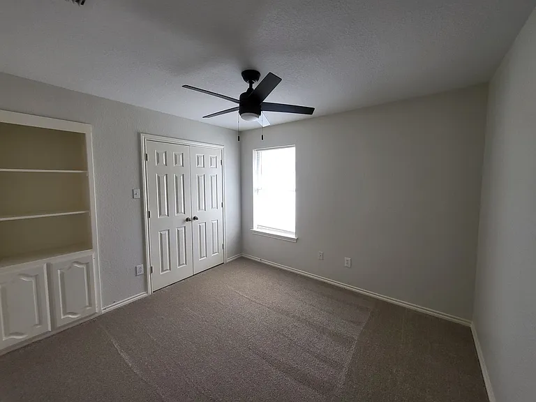 1109 Westgrove Dr — Photo 9