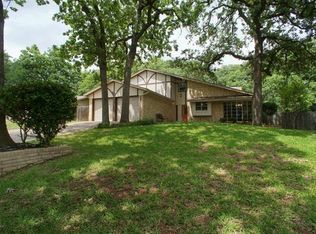 2709 Plover Ln, Irving, TX 75060