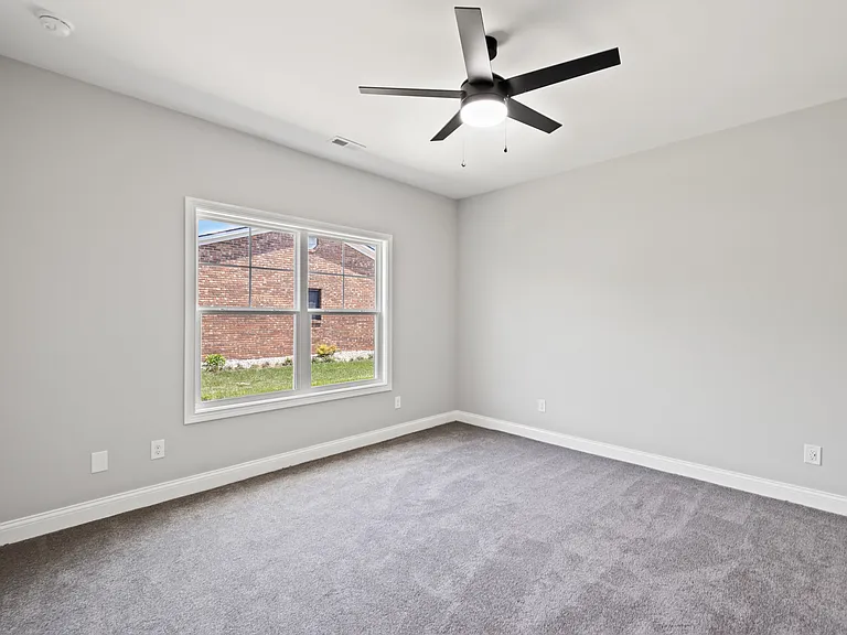 1038 Tamworth Ln — Photo 21