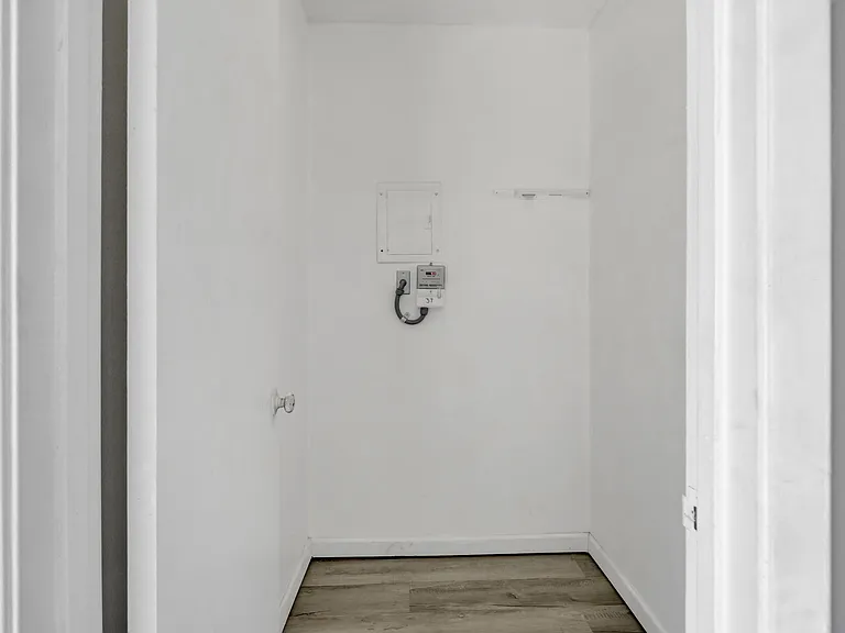 Greenbriar Apartments — Photo 43