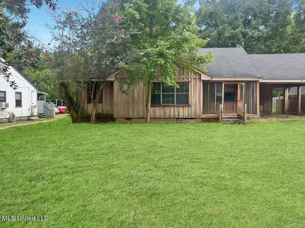 3918 Halls Ferry Rd, Vicksburg, MS 39180