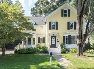 212 Hubbard St, Concord, MA 01742