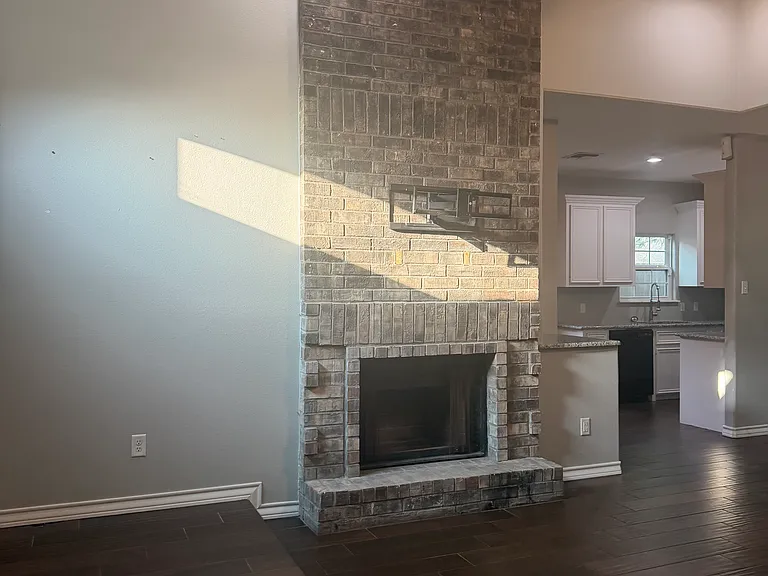 5430 Alejandro St — Photo 8