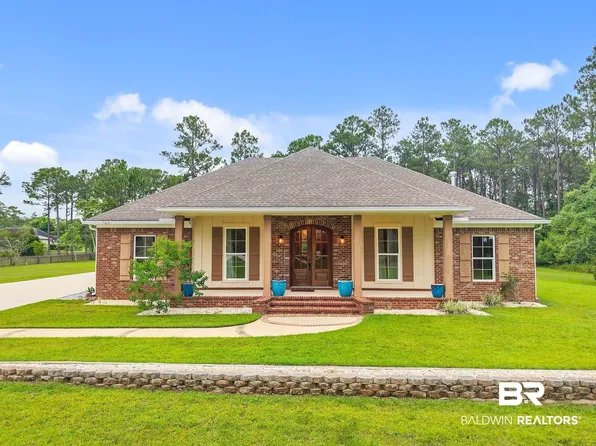 8145 Bayview Dr, Foley, AL 36535