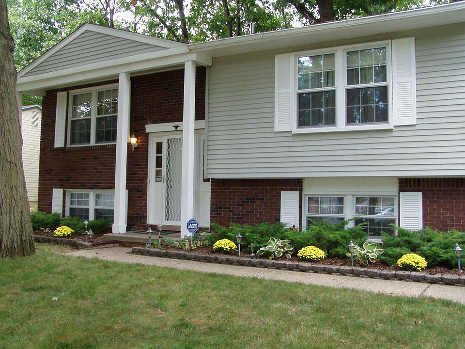 1st image of 1783 Hamlet Dr