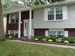 1783 Hamlet Dr, Ypsilanti, MI 48198