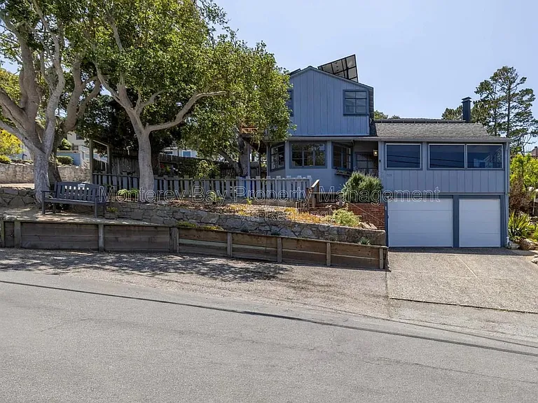 705 Grace St — Photo 1