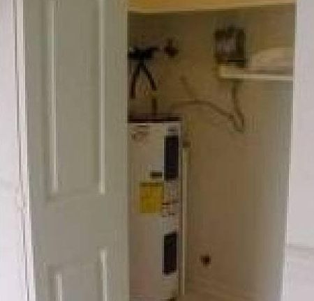 3rd image of 104 A Shiloh Dr