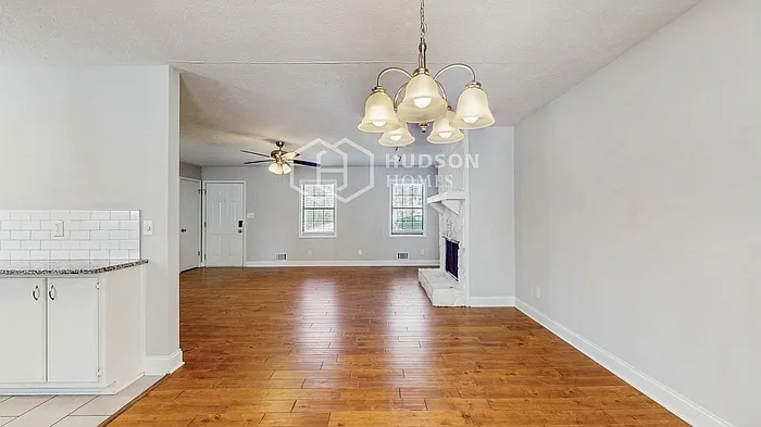 311 Wiley Ct SW — Photo 10