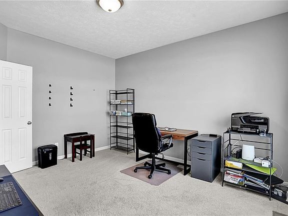 3rd image of 8919 New Heritage Ct