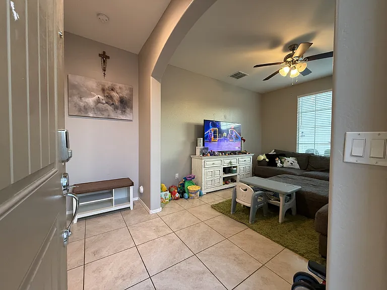 17717 W Mandalay Ln — Photo 6