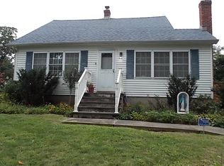 261 Rocky Point Landing Rd, Rocky Point, NY 11778