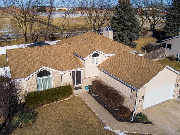 24914 W Illini Dr, Plainfield, IL 60544