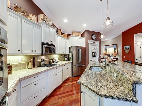 5th image of 14619 Rivergrove Dr