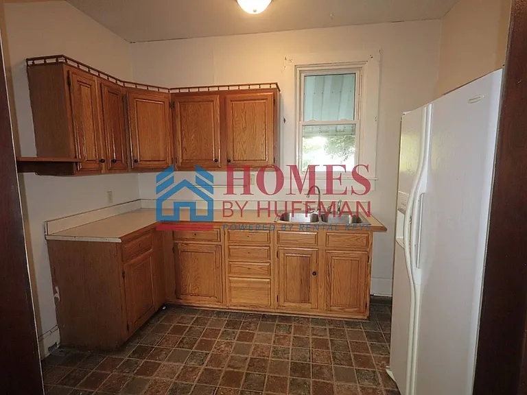716 Bell Ave — Photo 5