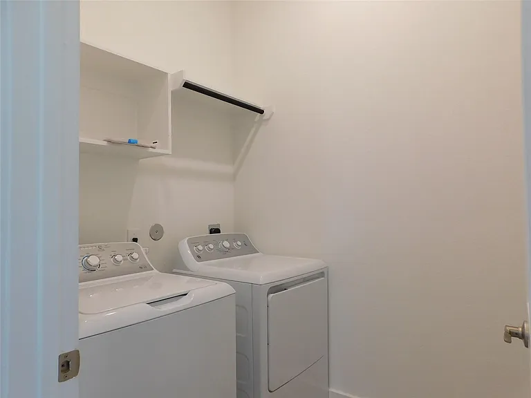 10130 Agave Point Ln — Photo 36