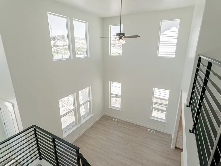 732 N Banner Dr — Photo 8