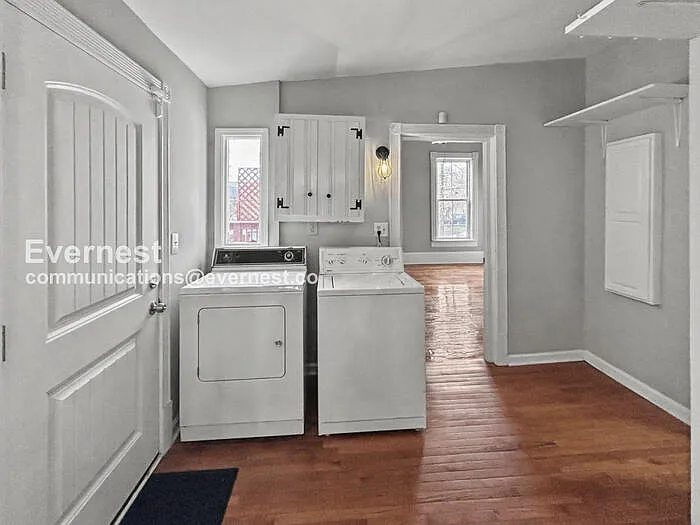 225 Woodward Ave SE — Photo 12