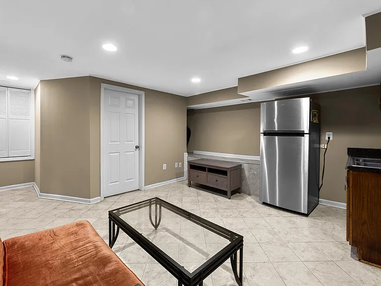 Living Room and Kitchen 4 of 4