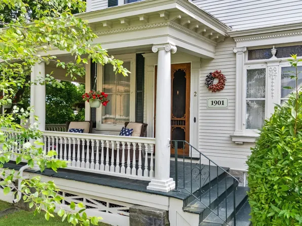 2 Melrose St, Adams, MA 01220