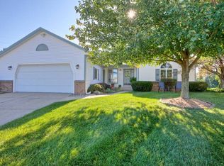 5576 Marian Ct SW, Wyoming, MI 49418
