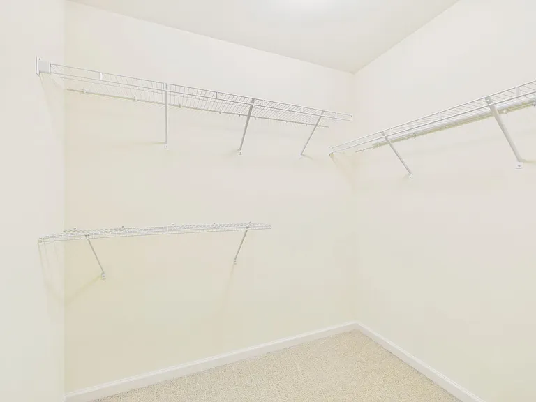 117 Mapleton Blvd — Photo 13