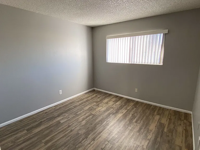 798 McClure St. — Photo 26