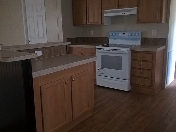 3rd image of 18361 SE 90th Ln