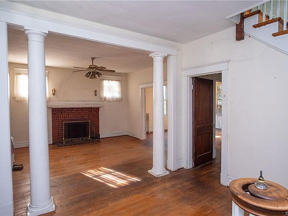 4th image of 3112 Cliff Ave