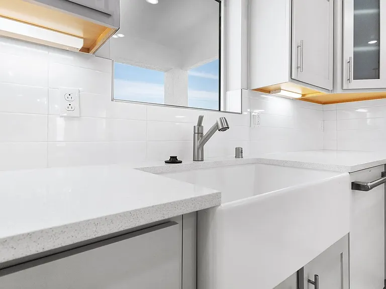 Kitchen 4