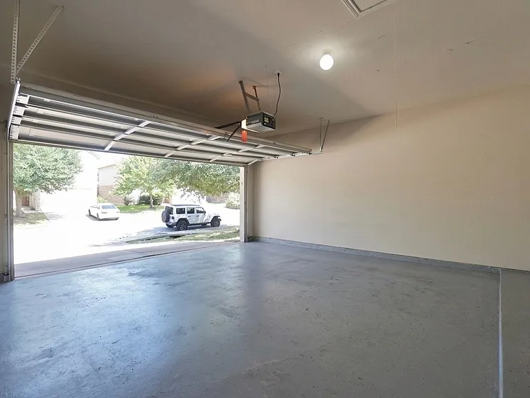 18621 Dry Pond Dr — Photo 30