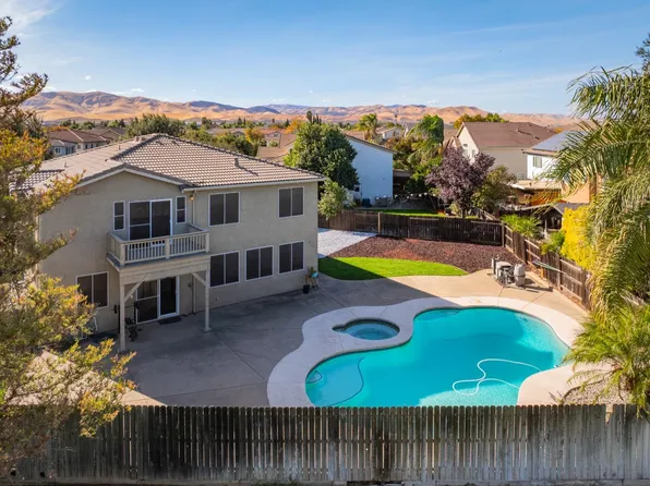 1345 Mallard Creek Ct, Patterson, CA 95363