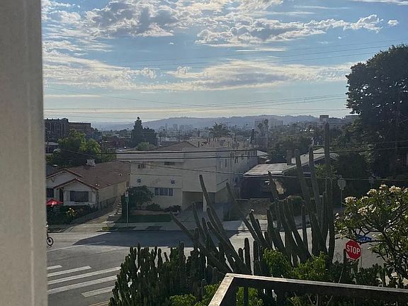 3rd image of 1630 Griffith Park Blvd #2-A