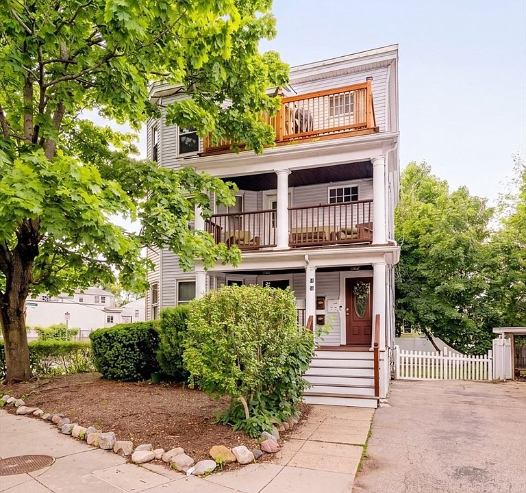 1st image of 304-306 Cummins Hwy #3