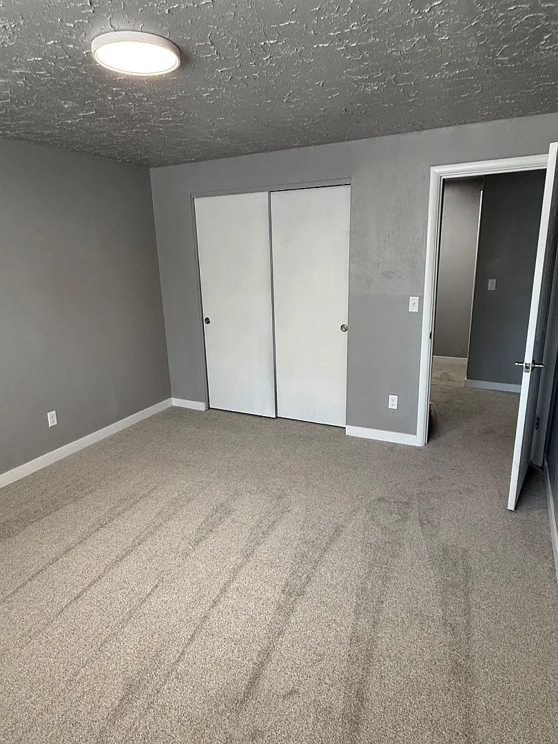 750 S Queens Guard Way - 3 — Photo 1