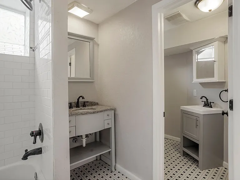 2822 W 38th Ave — Photo 16