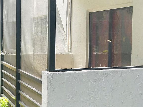 4th image of 13500 NE 3rd Ct APT 225