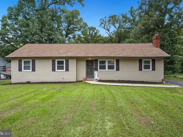 8024 Oak St, Manassas, VA 20111