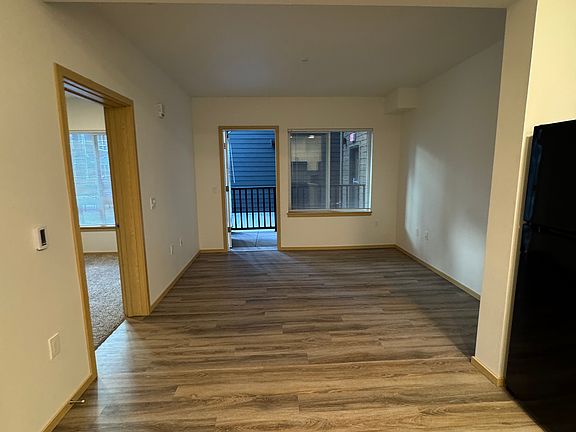 2nd image of 625O W Meeker St #244