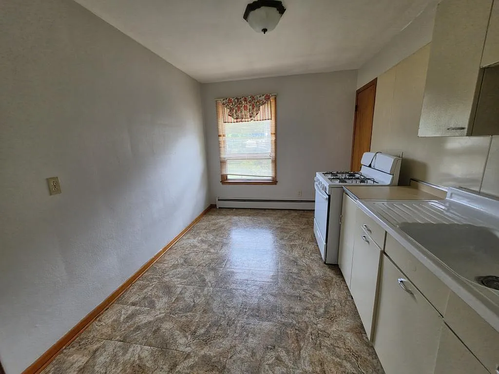 4155 Connecticut St — Photo 4