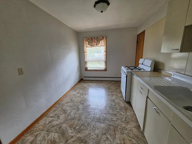 4155 Connecticut St — Photo 4