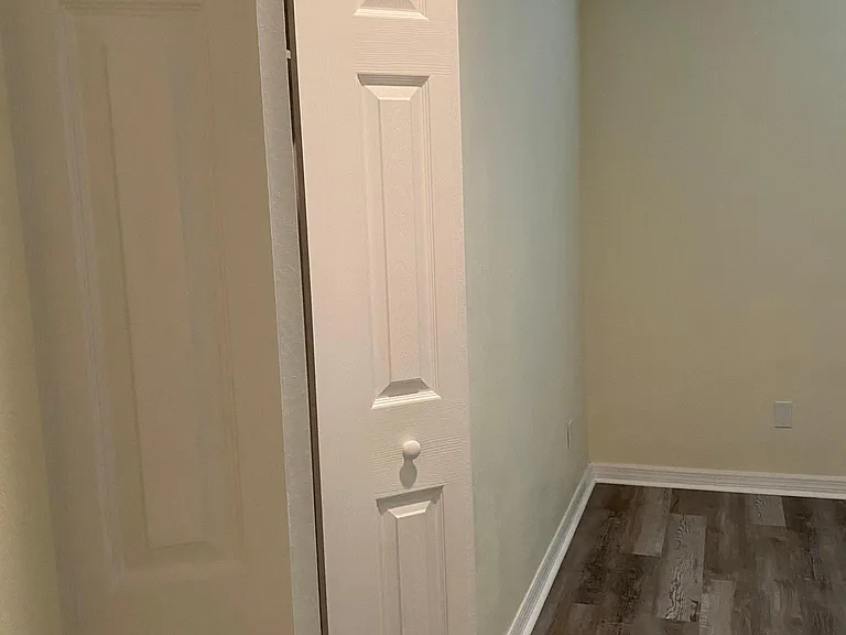1279 Tivoli Dr — Photo 4