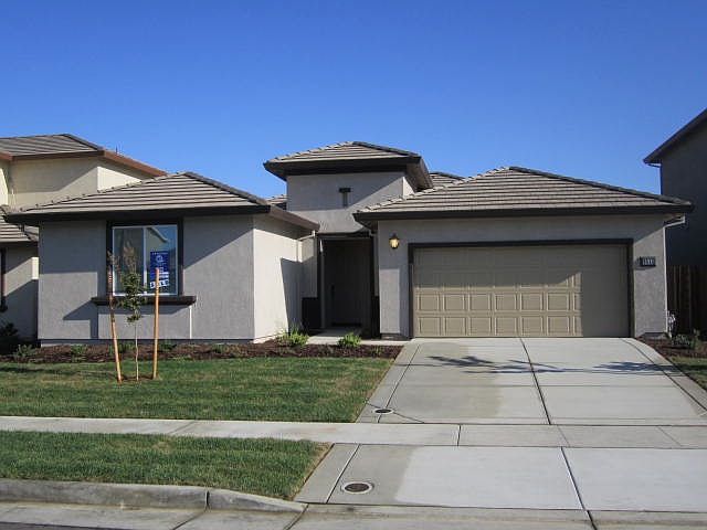 1st image of 9561 Ballinger Dr