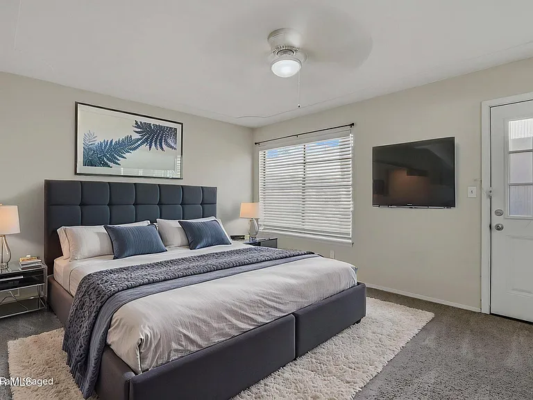 604 La Chapa Ave — Photo 18